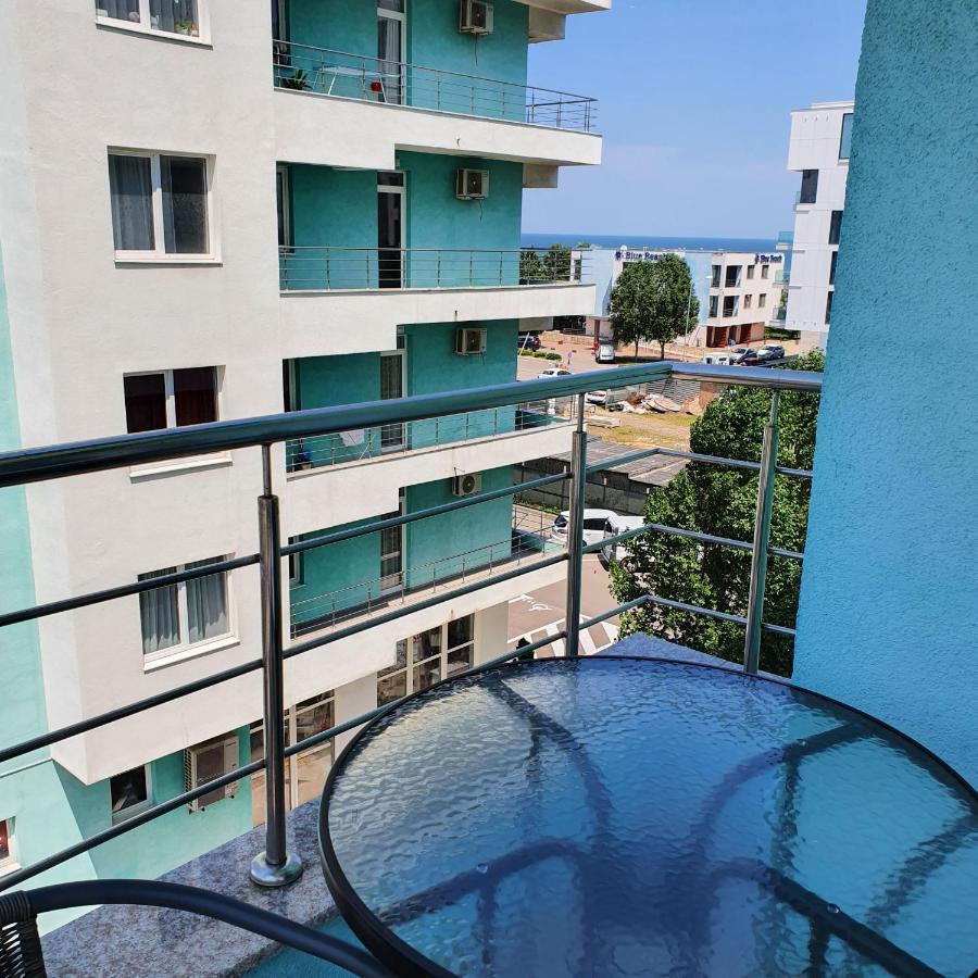 Summerland Apartament 마마이아 외부 사진